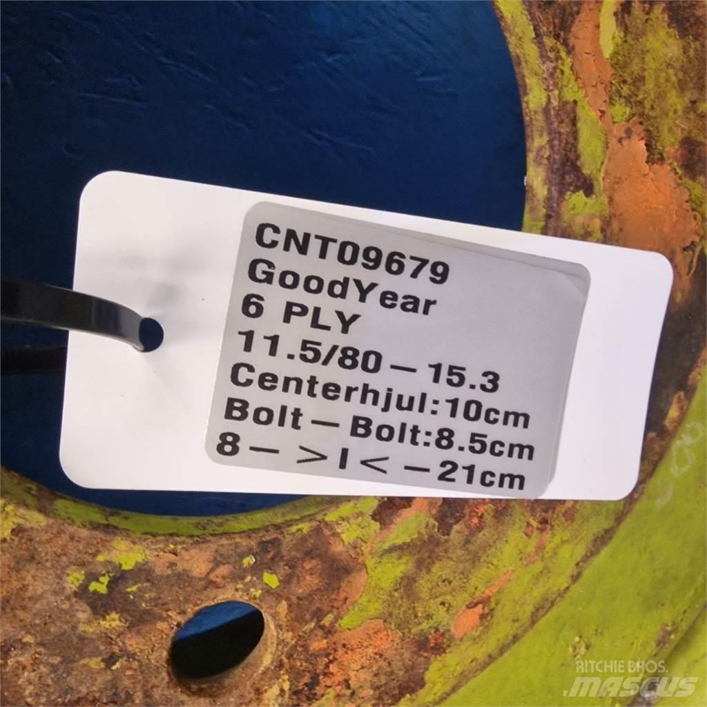  15 15.5/80-15 Riepas, riteņi un diski