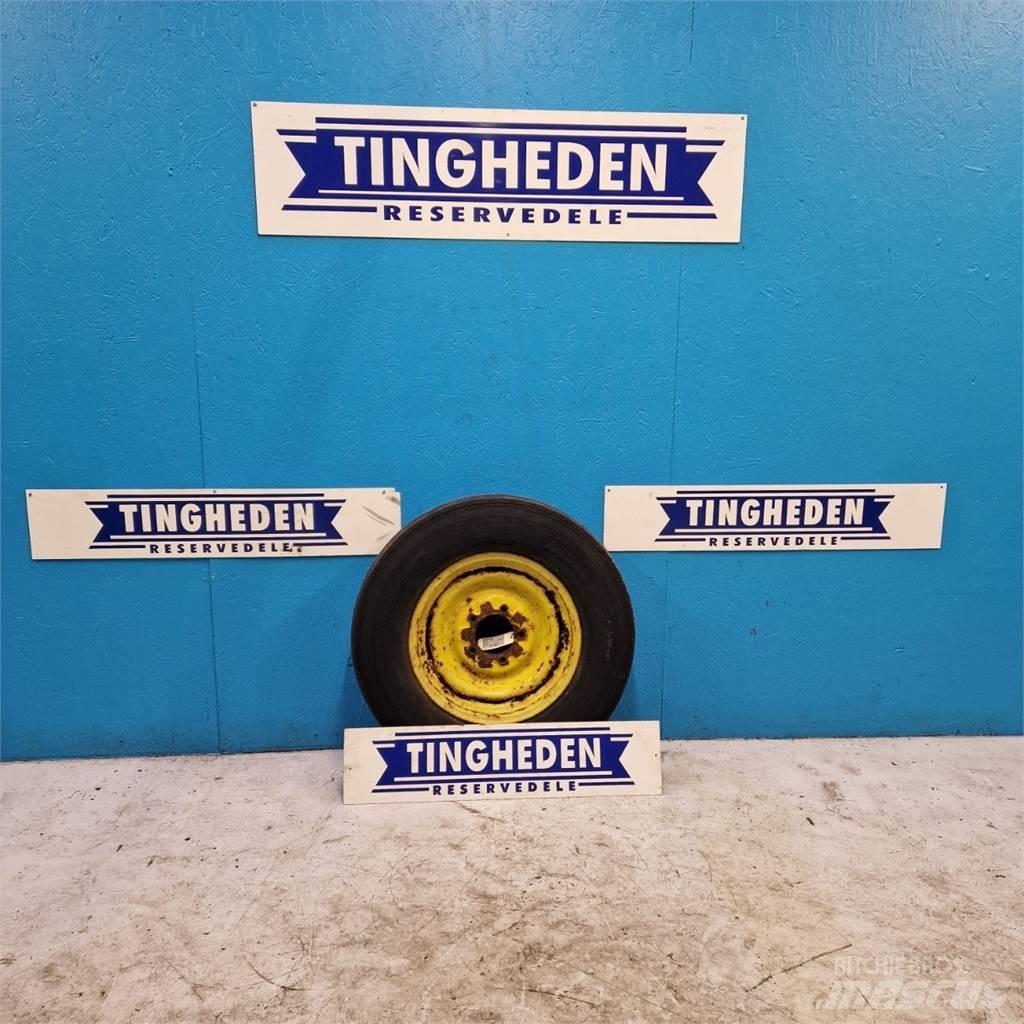  16 6.50R16 LT Riepas, riteņi un diski