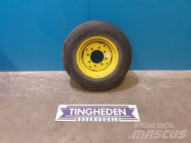  16 7.50-16 Riepas, riteņi un diski
