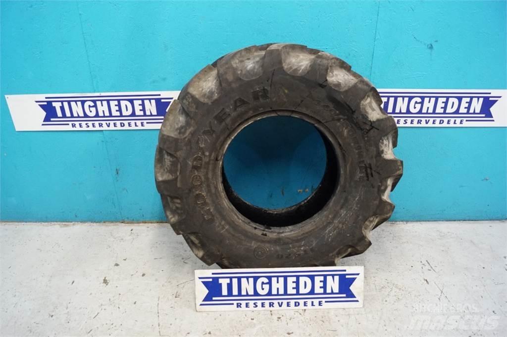  18 340/80R18 Riepas, riteņi un diski