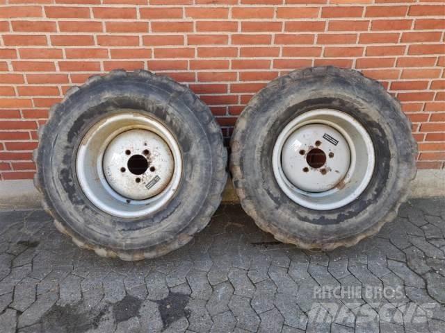  18 365/70R18 Riepas, riteņi un diski