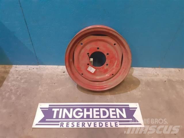  18'' 5.50Fx18 Riepas, riteņi un diski