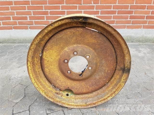  20 5.50FX20 Riepas, riteņi un diski