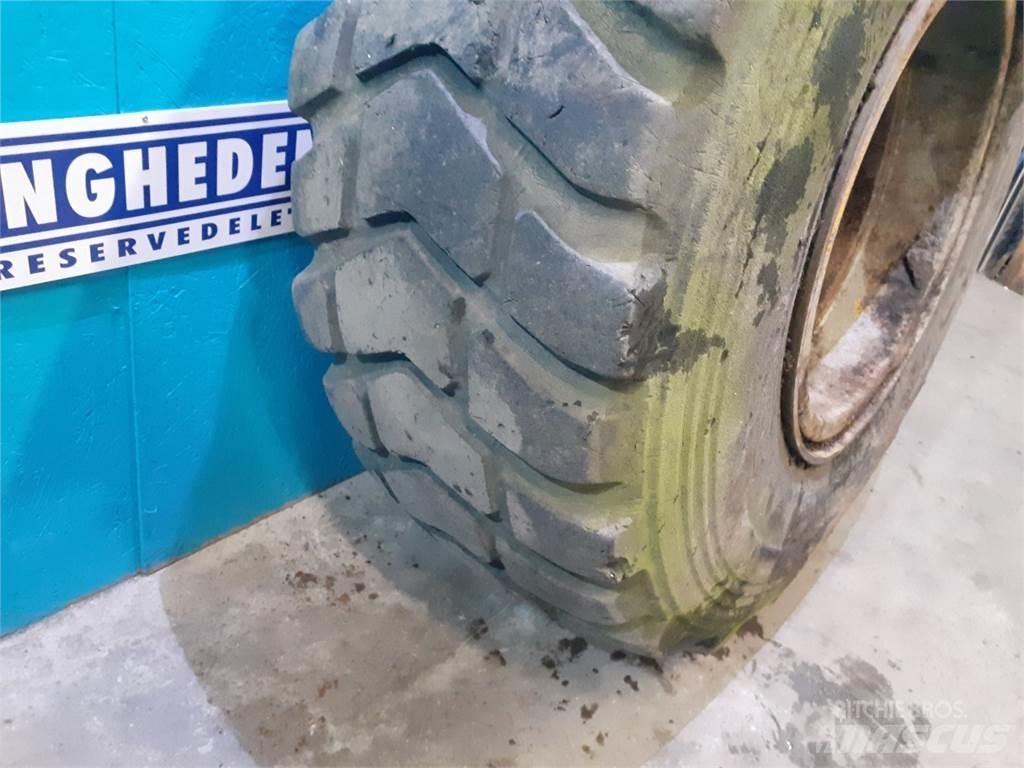  25 20.5R25 Riepas, riteņi un diski