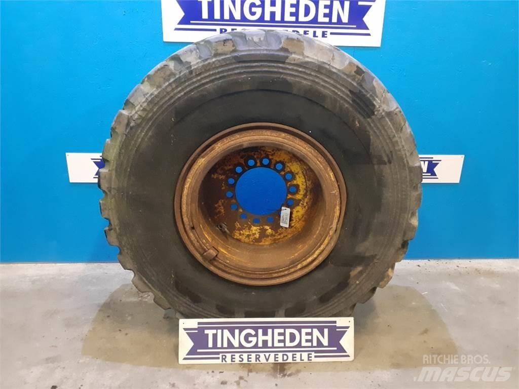  25 20.5R25 Riepas, riteņi un diski