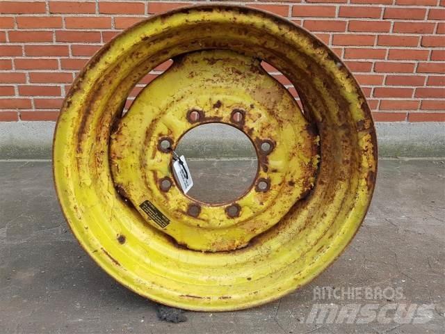  26 DW16X26 Riepas, riteņi un diski
