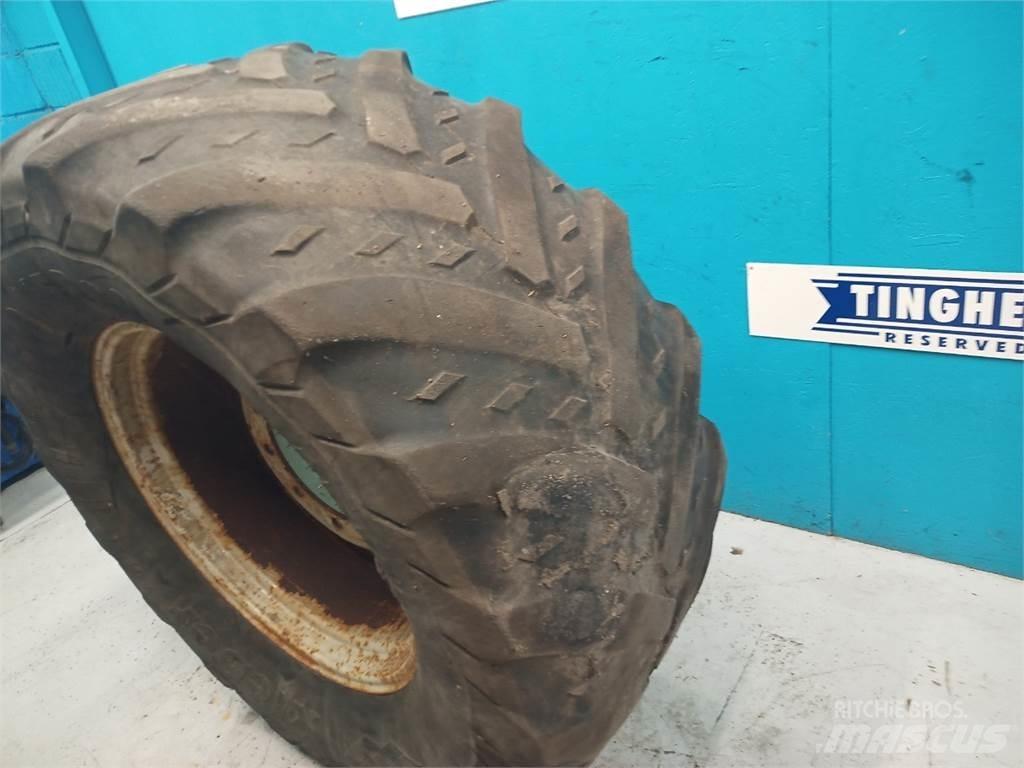  28 540/65R28 Riepas, riteņi un diski