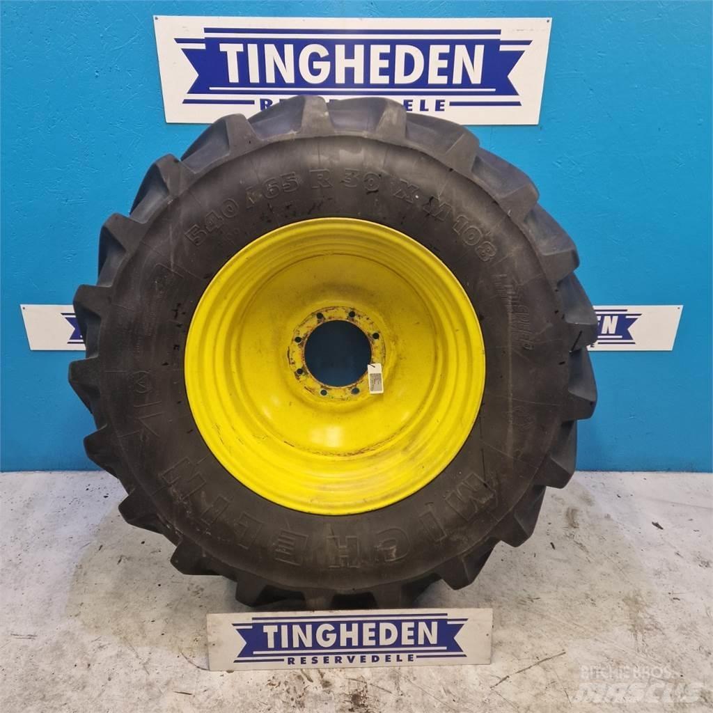  30 540/65 R30 Riepas, riteņi un diski