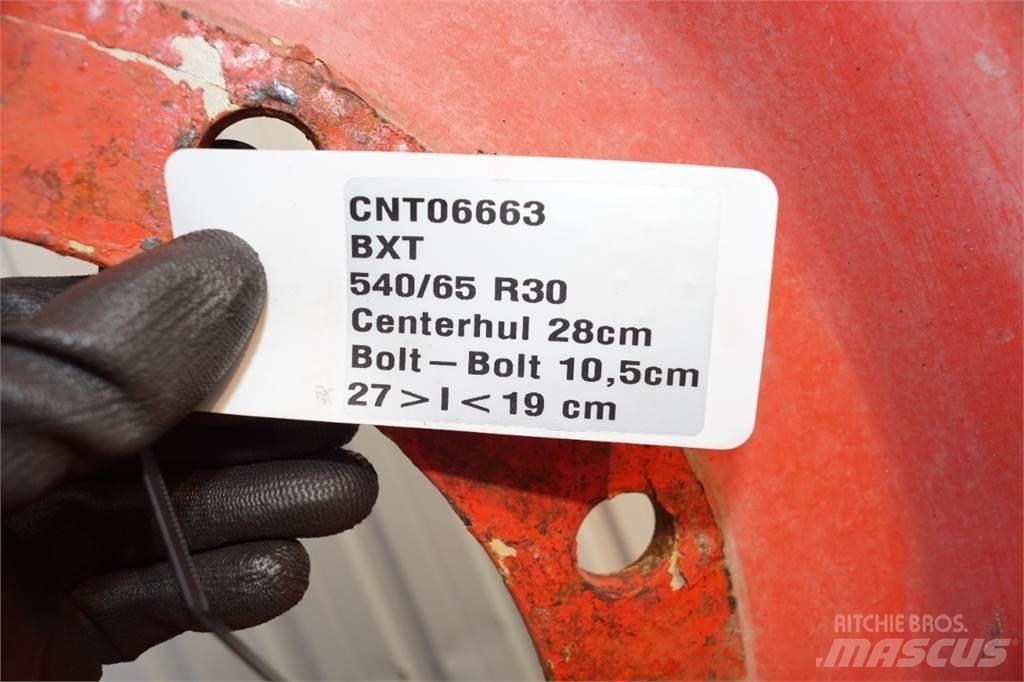  30 540/65R30 Riepas, riteņi un diski