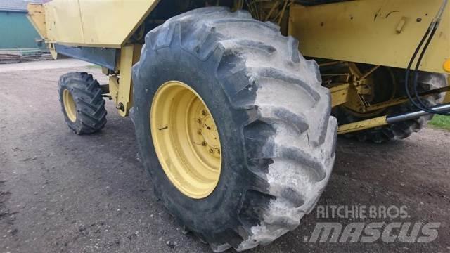  32 30.5L-32 Riepas, riteņi un diski