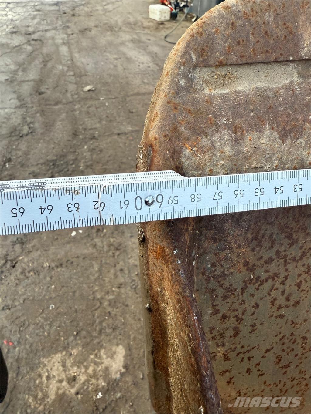  600mm Graveskovl Kausi