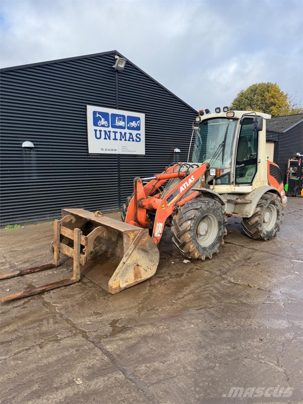 Atlas 65 Iekrāvēji uz riteņiem