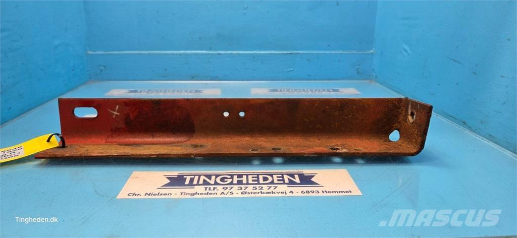 CASE 1620 Ražas novākšanas kombainu papildaprīkojums