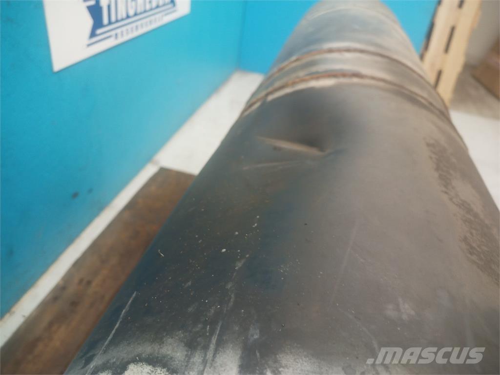 CASE 7240 Dzinēji