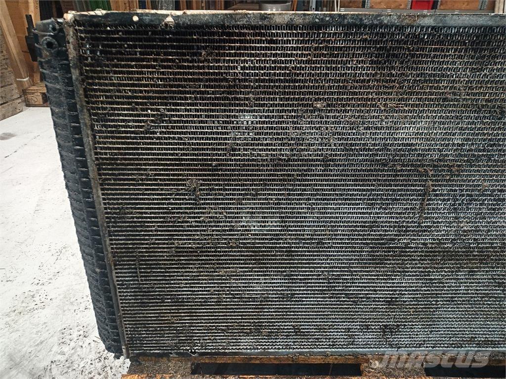 CASE 8010 Radiatori