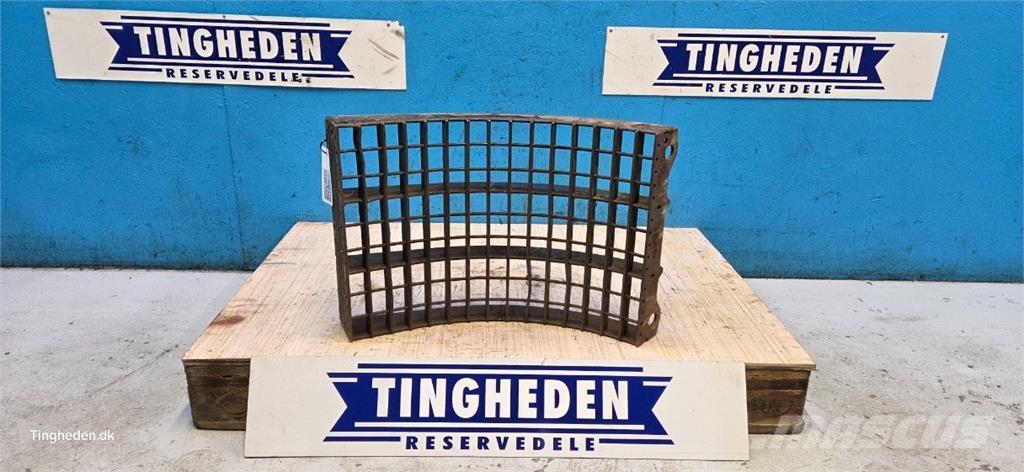 CASE 8010 Ražas novākšanas kombainu papildaprīkojums