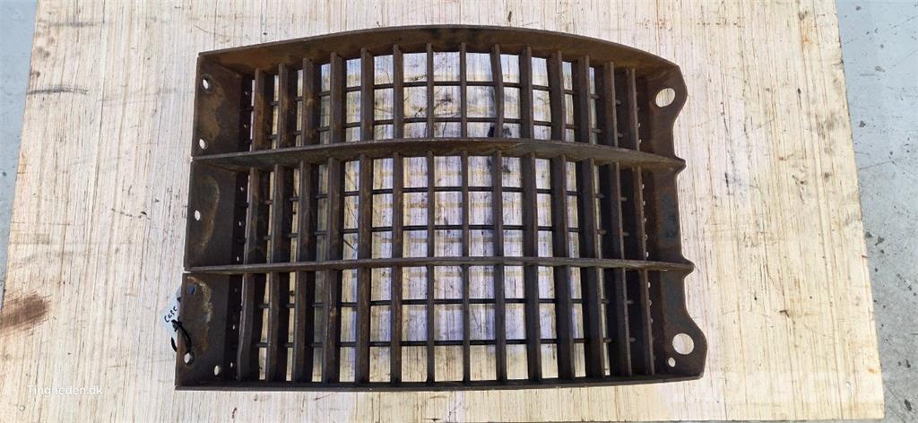 CASE 8010 Ražas novākšanas kombainu papildaprīkojums