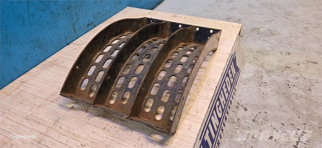 CASE 9010 Ražas novākšanas kombainu papildaprīkojums