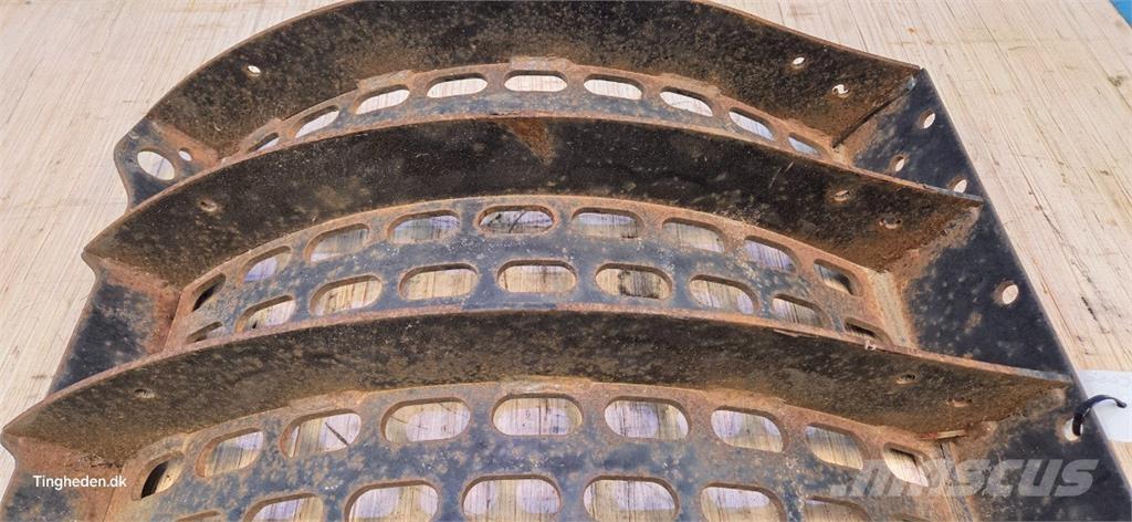 CASE 9010 Ražas novākšanas kombainu papildaprīkojums