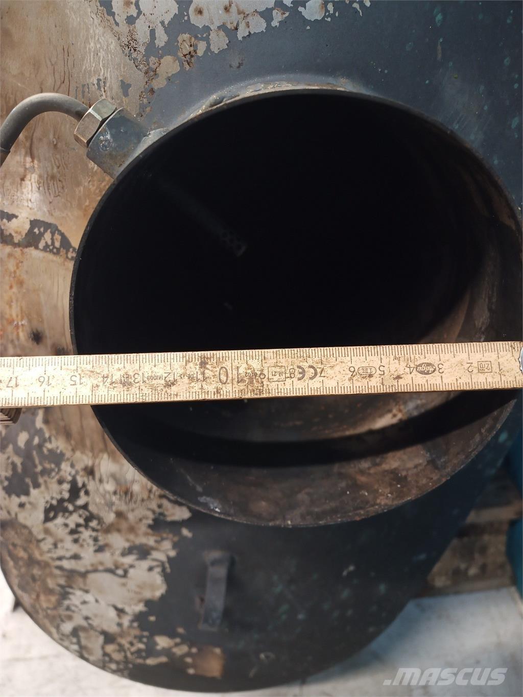 CASE 9230 Dzinēji