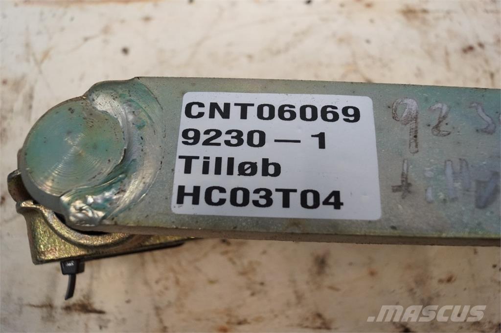 CASE 9230 Smilšu un sāls kaisītāji