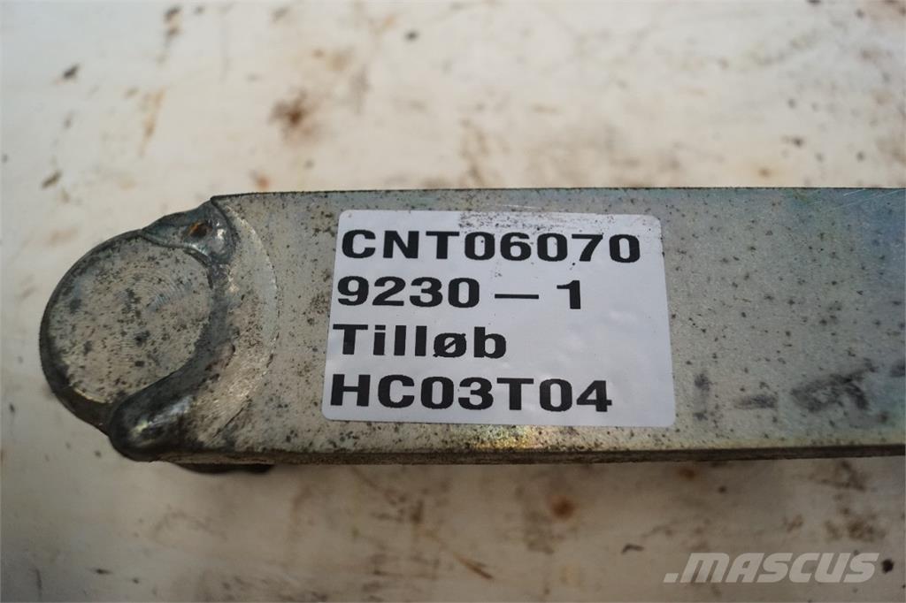 CASE 9230 Smilšu un sāls kaisītāji
