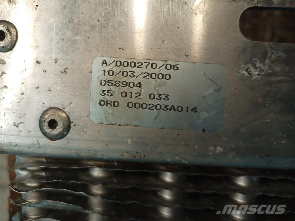 CASE CF80 Radiatori