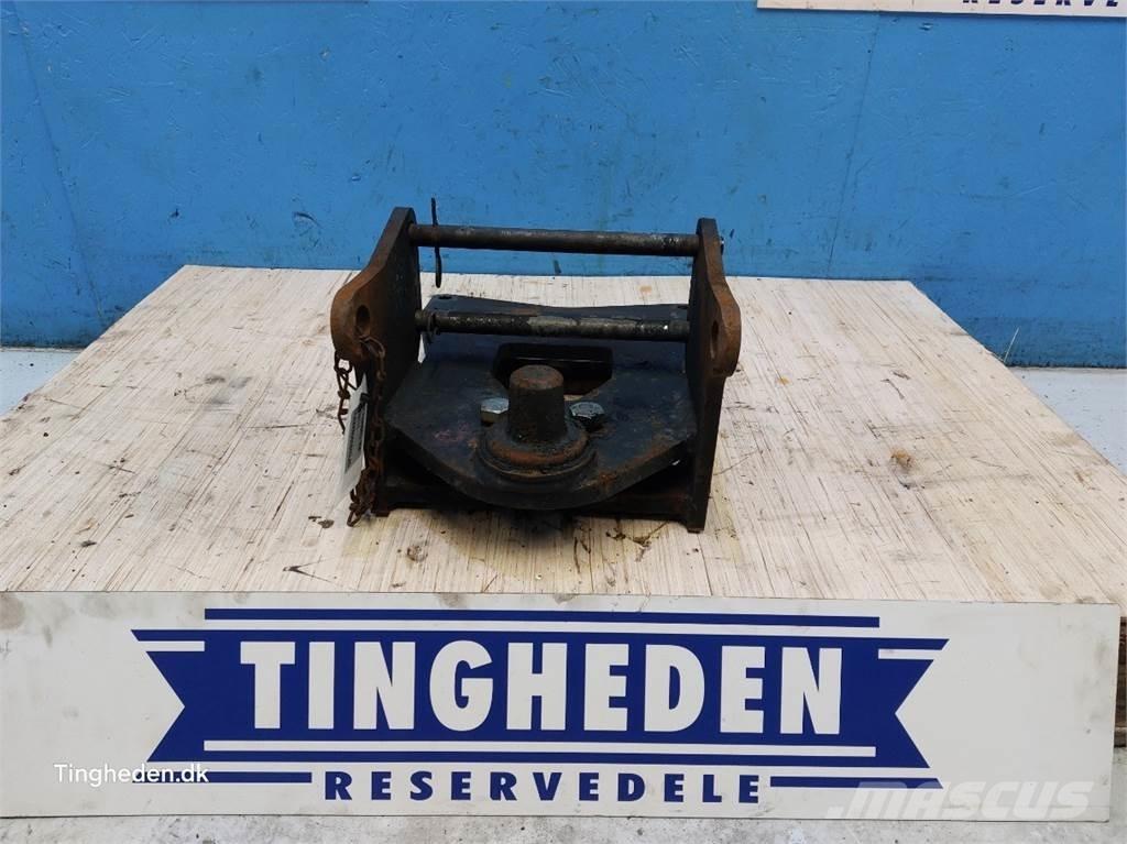 CASE Farmall 95A Cits traktoru papildaprīkojums