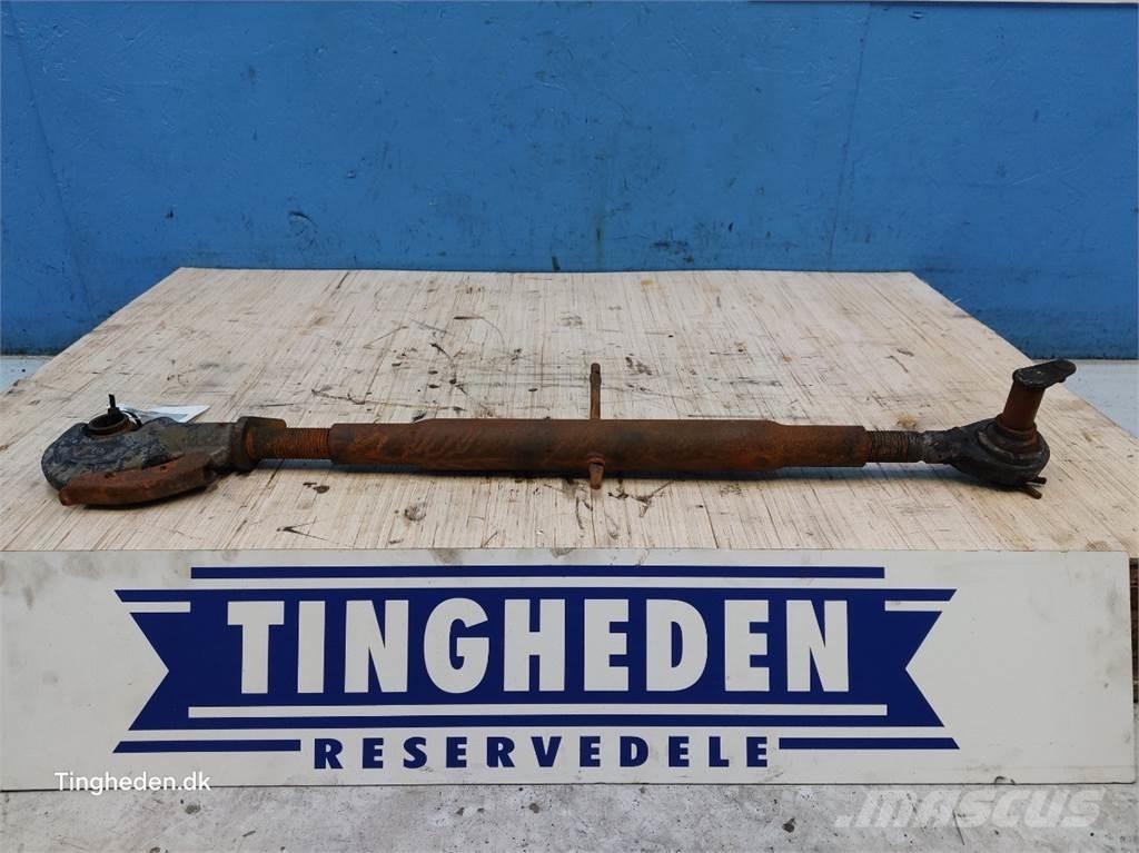 CASE Farmall 95A Cits traktoru papildaprīkojums