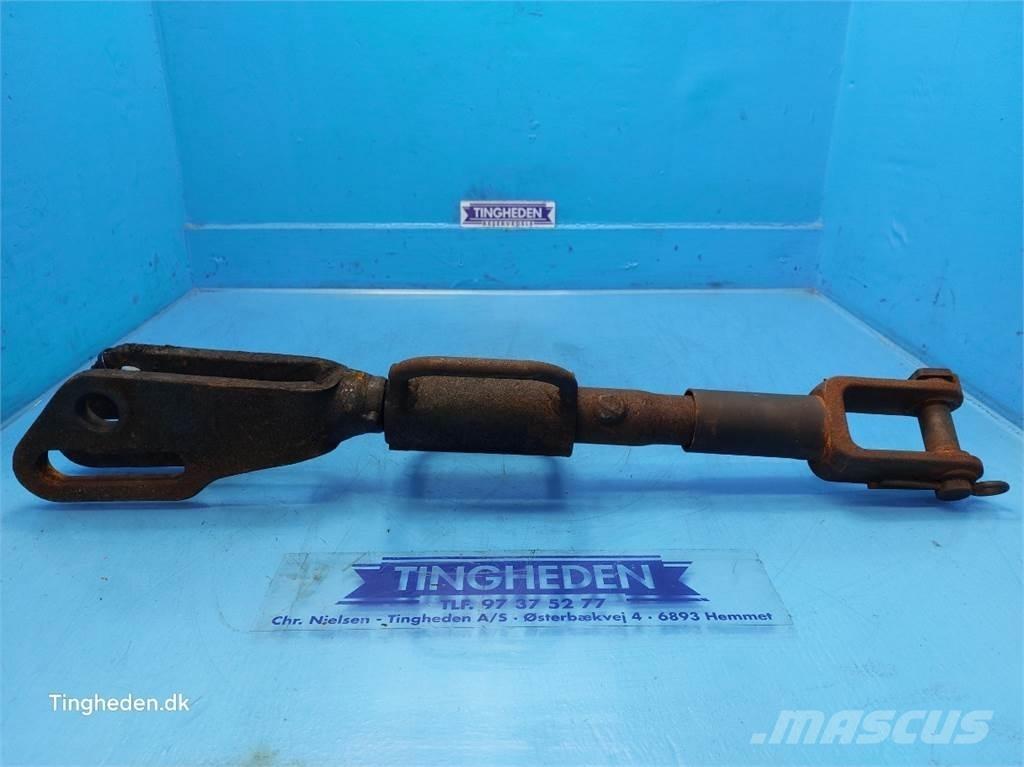 CASE Farmall 95A Cits traktoru papildaprīkojums