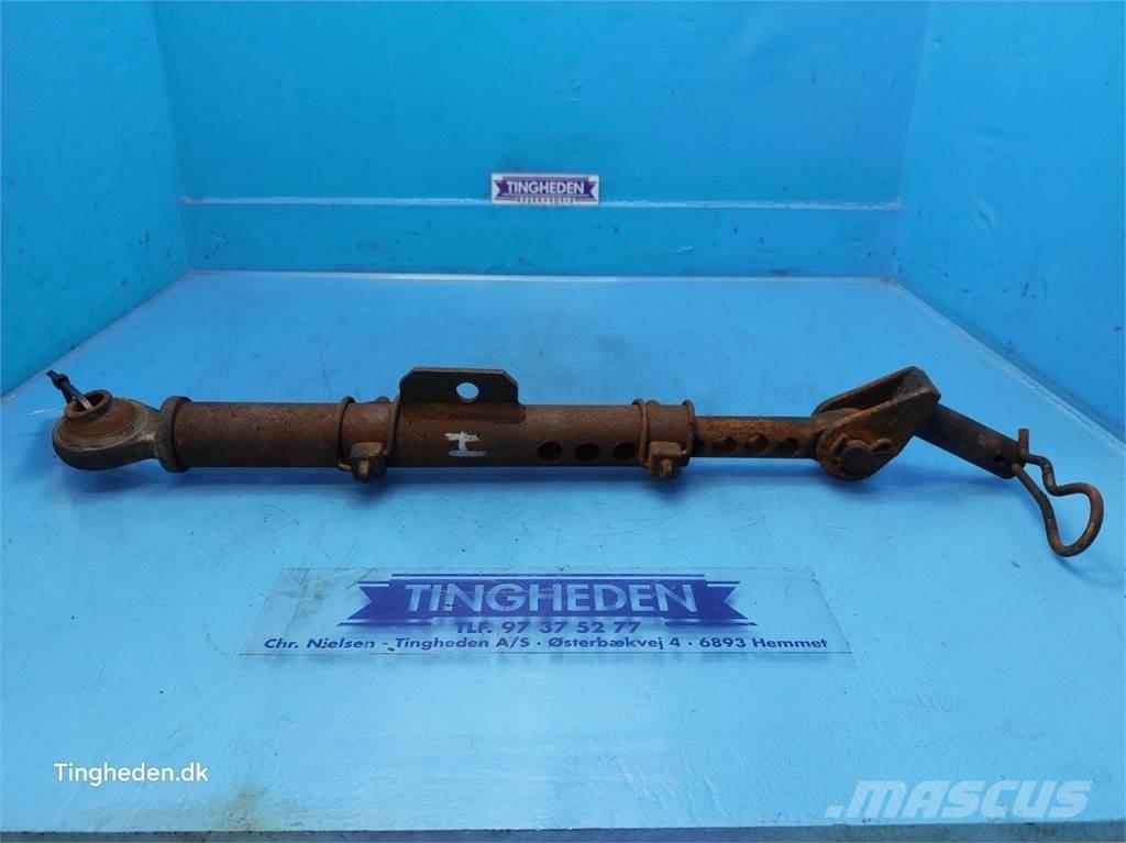 CASE Farmall 95A Cits traktoru papildaprīkojums