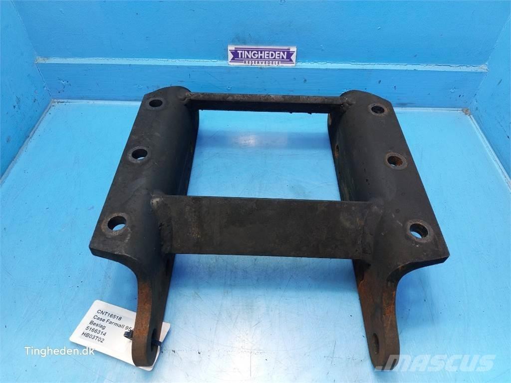 CASE Farmall 95A Cits traktoru papildaprīkojums