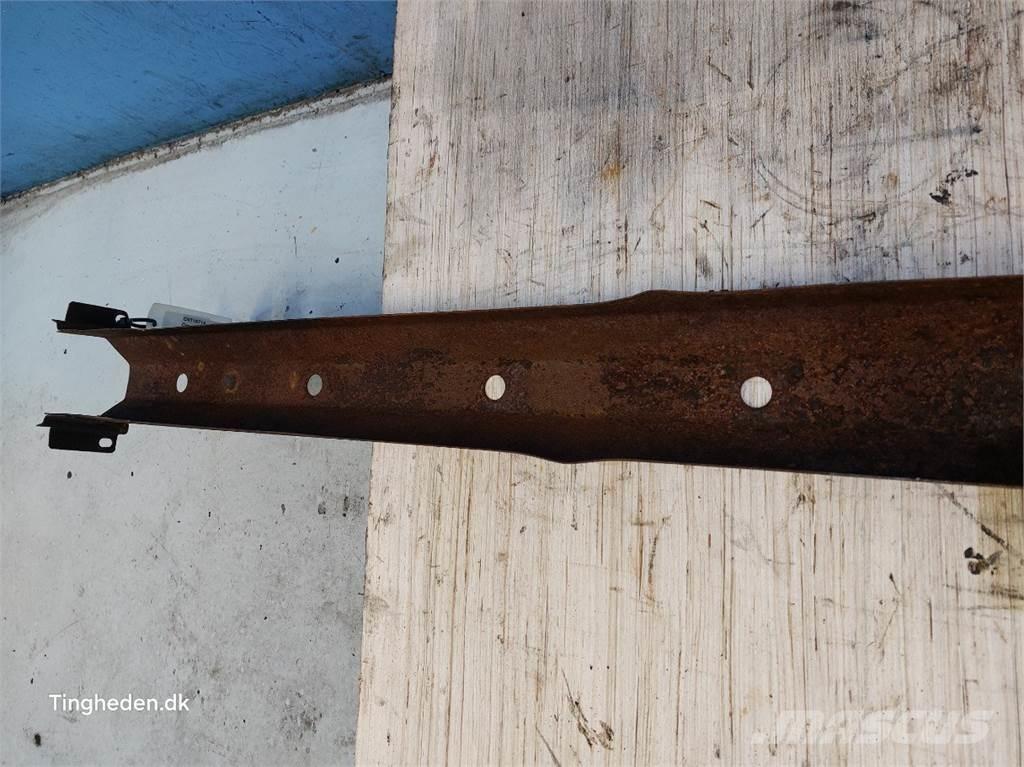 CASE Farmall 95A Cits traktoru papildaprīkojums