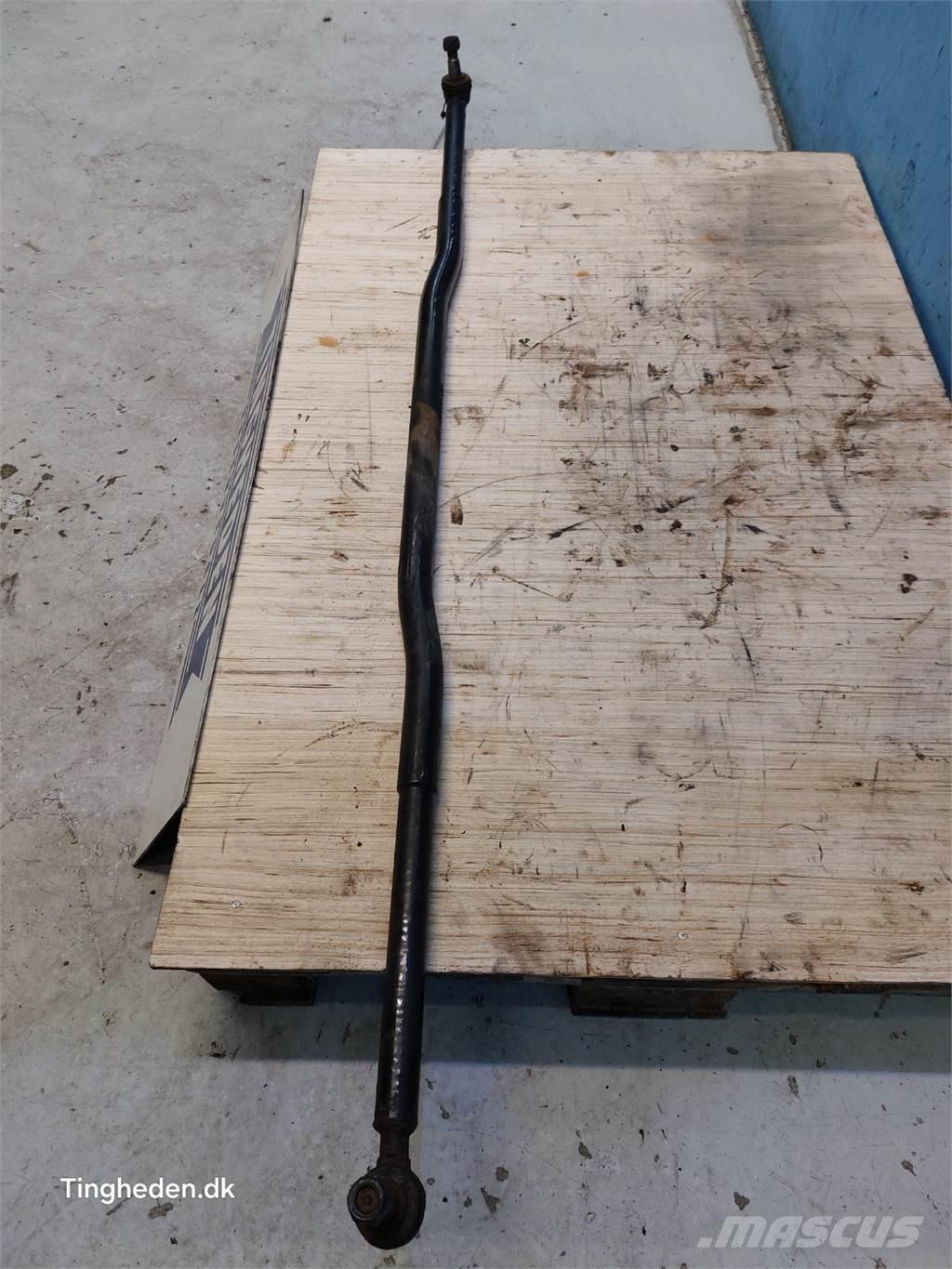 CASE Farmall 95A Cits traktoru papildaprīkojums