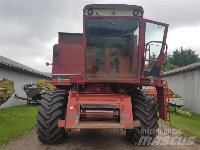 Case IH 1460 Ražas novākšanas kombaini