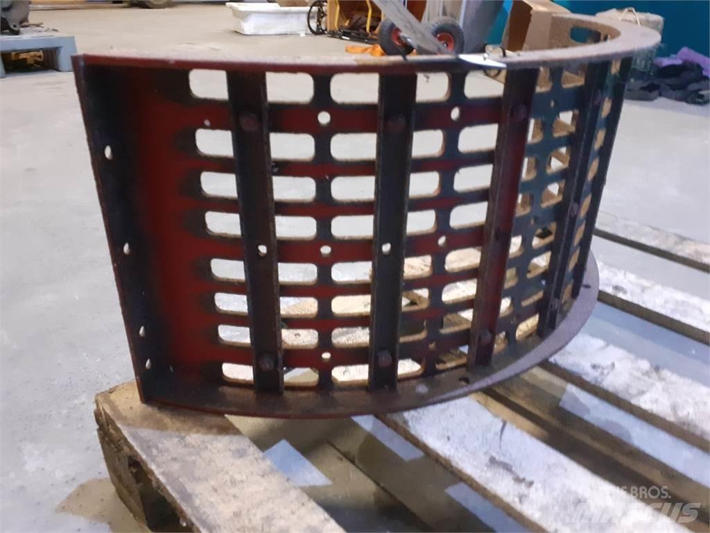 Case IH 1460 Ražas novākšanas kombainu papildaprīkojums
