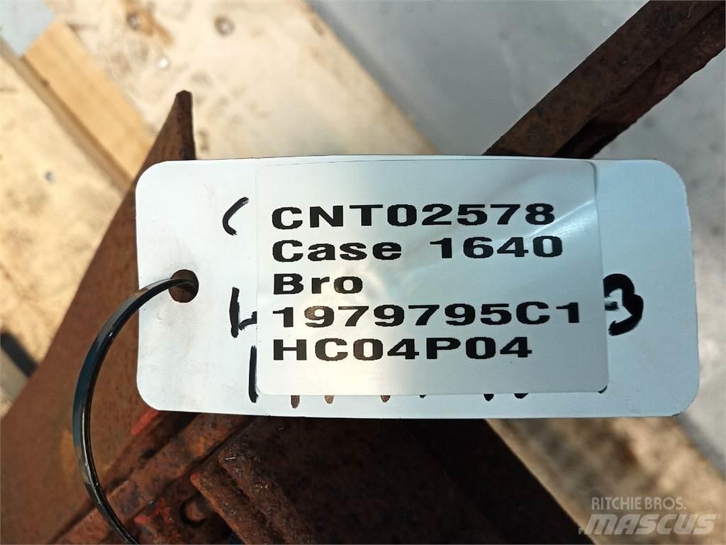 Case IH 1640 Ražas novākšanas kombainu papildaprīkojums
