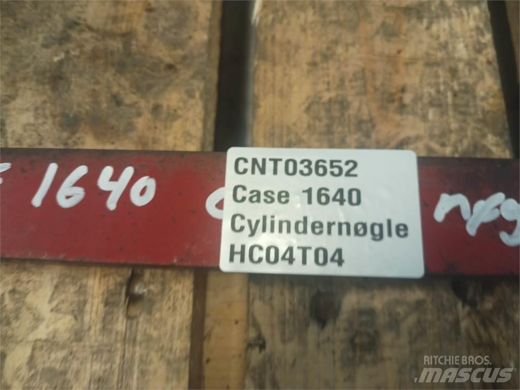 Case IH 1640 Ražas novākšanas kombainu papildaprīkojums