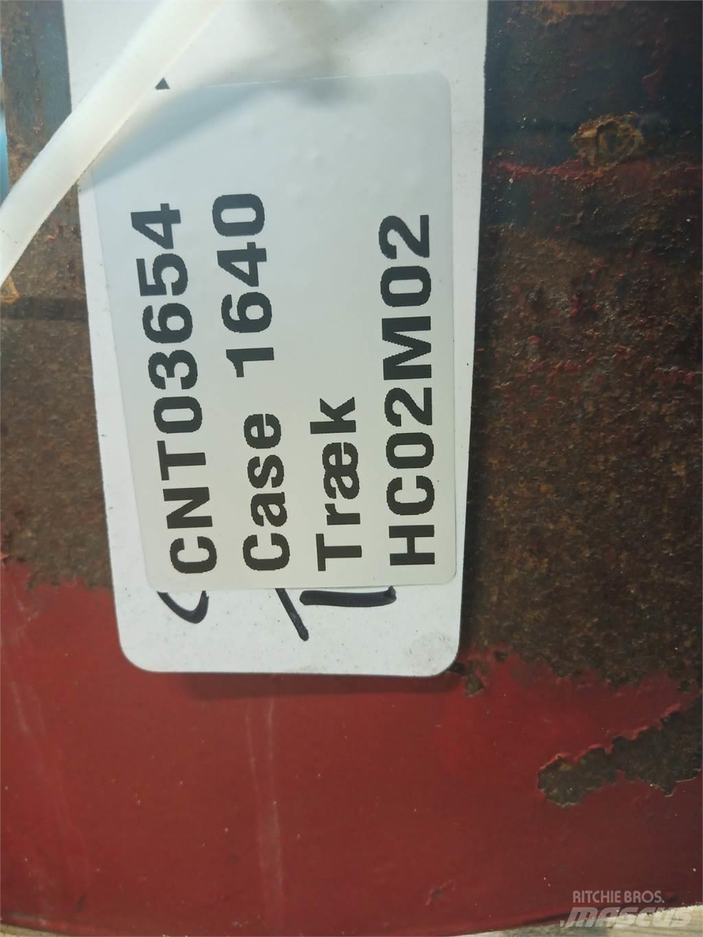 Case IH 1640 Ražas novākšanas kombainu papildaprīkojums