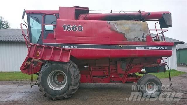 Case IH 1660 Ražas novākšanas kombaini