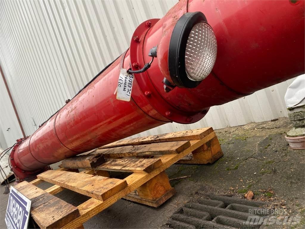 Case IH 1660 Ražas novākšanas kombainu papildaprīkojums