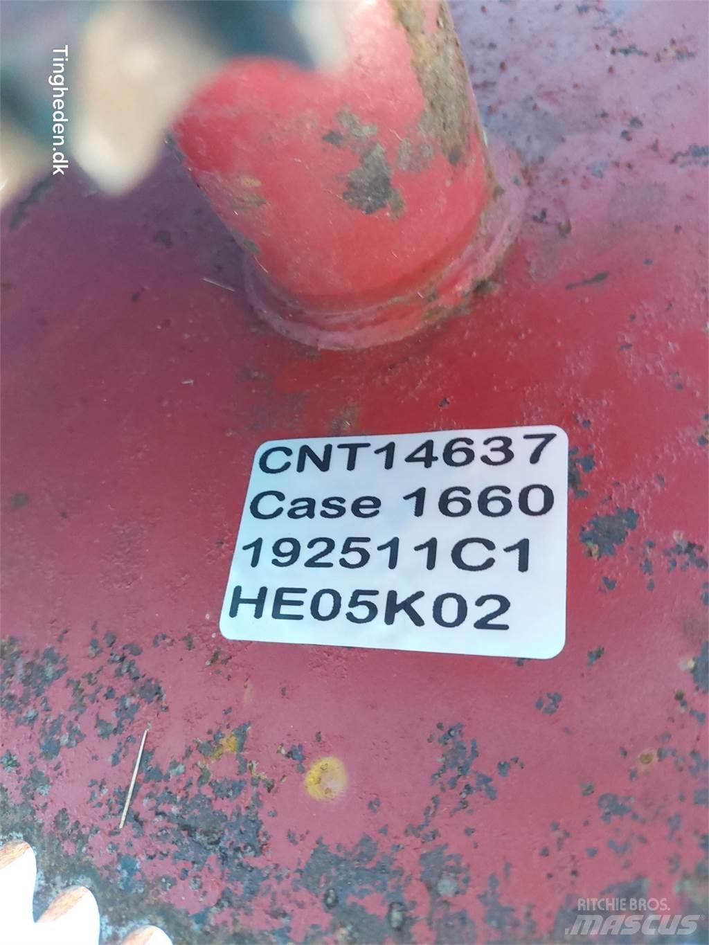 Case IH 1660 Ražas novākšanas kombainu papildaprīkojums