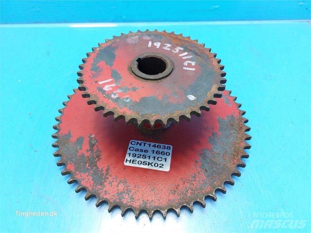 Case IH 1660 Ražas novākšanas kombainu papildaprīkojums