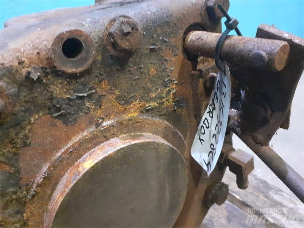 Case IH 2188 Ražas novākšanas kombainu papildaprīkojums