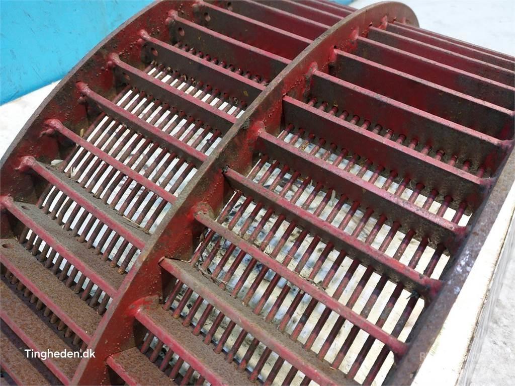 Case IH 2188 Ražas novākšanas kombainu papildaprīkojums