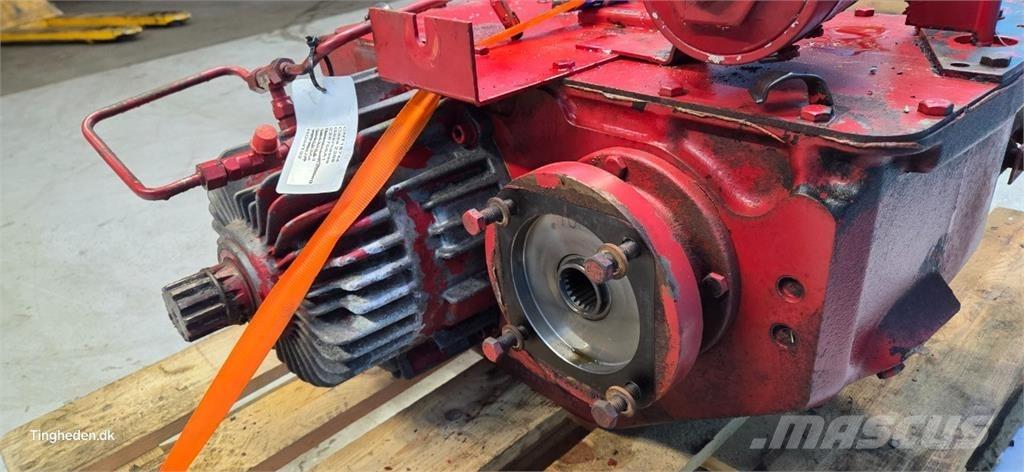Case IH 2388 Transmisija