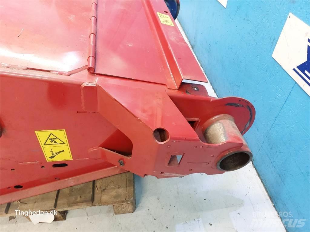 Case IH 7130 Ražas novākšanas kombainu papildaprīkojums