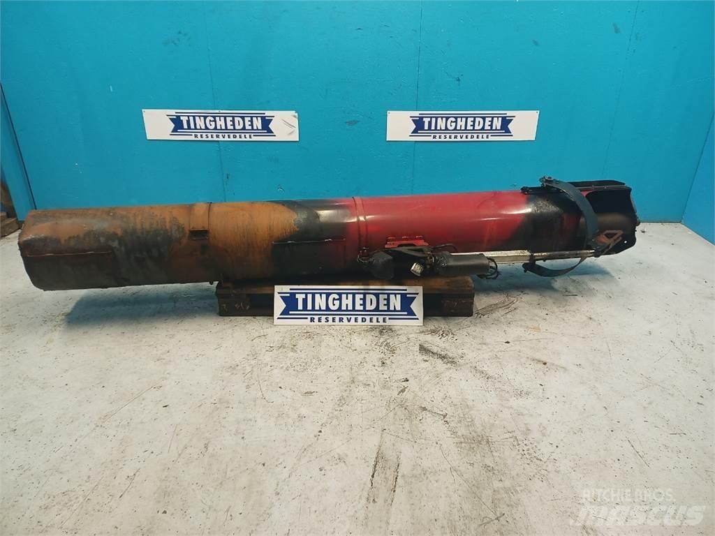 Case IH 7240 Ražas novākšanas kombainu papildaprīkojums