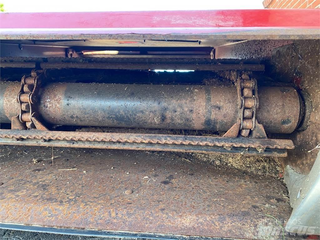 Case IH 8010 Ražas novākšanas kombainu papildaprīkojums