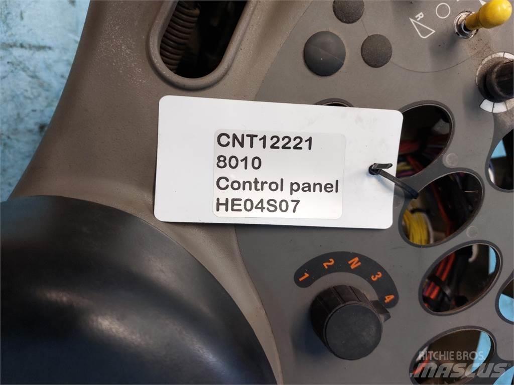 Case IH 8010 Kabīnes un interjers